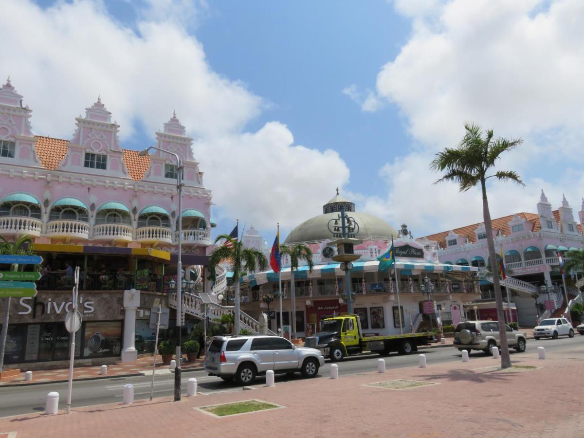 Palmita Hotel Hostel Oranjestad Zewnętrze zdjęcie