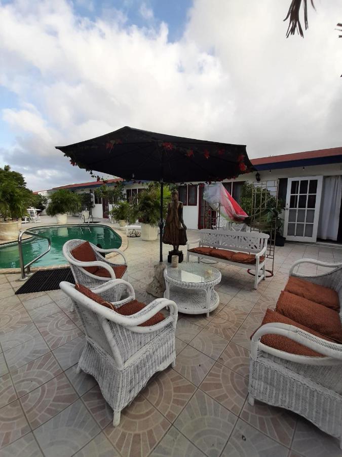 Palmita Hotel Hostel Oranjestad Zewnętrze zdjęcie